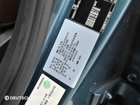 BMW 3-Series — photo 20