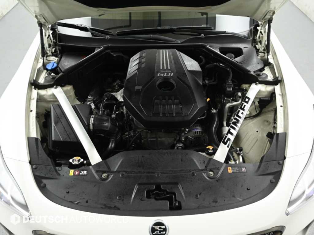 Kia Stinger — photo 07