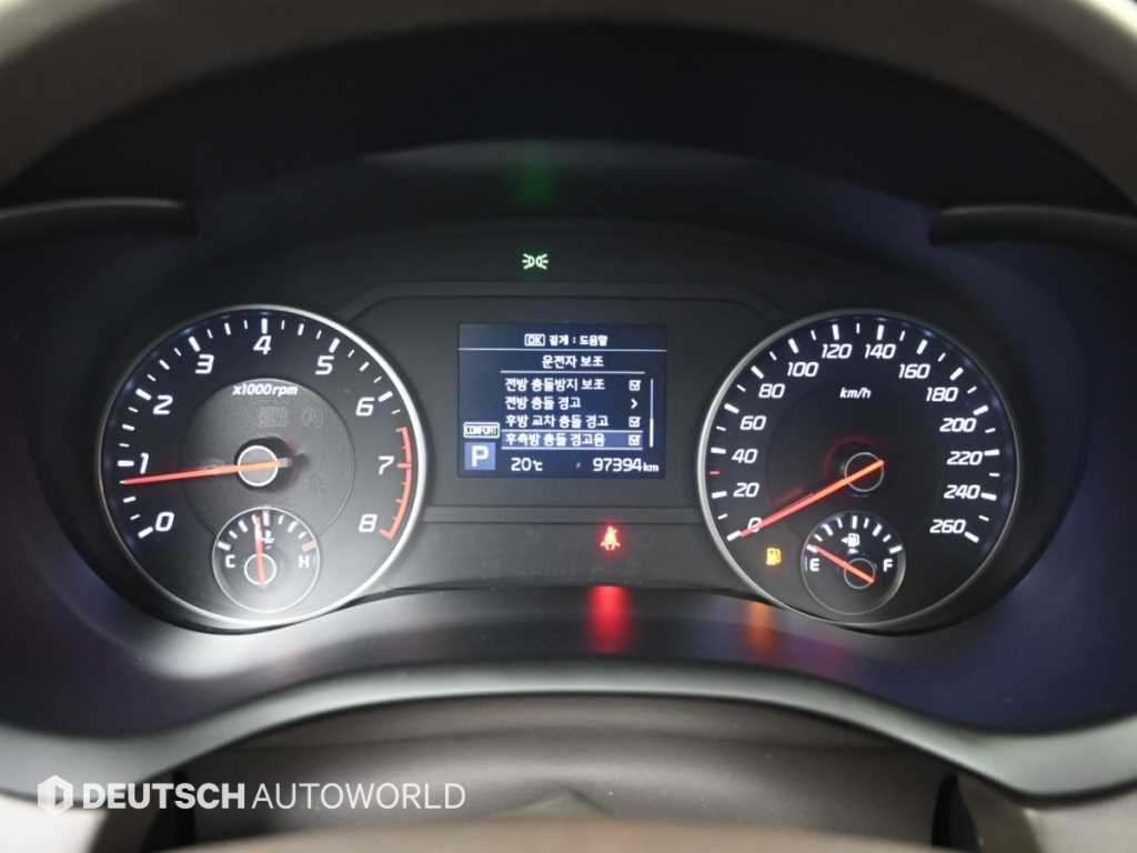 Kia Stinger — photo 09