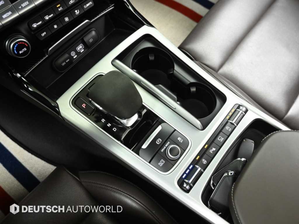 Kia Stinger — photo 18