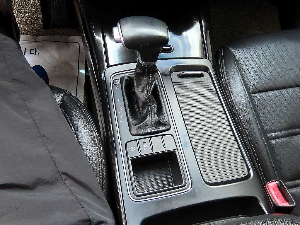Kia Sorento — photo 10