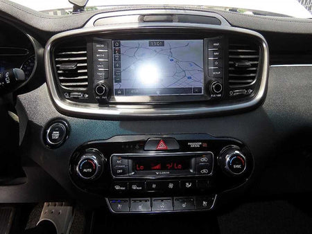 Kia Sorento — photo 13
