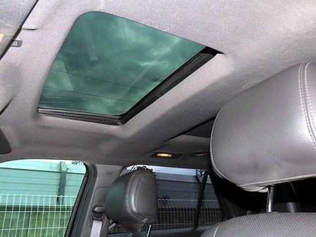Ford Explorer — photo 17