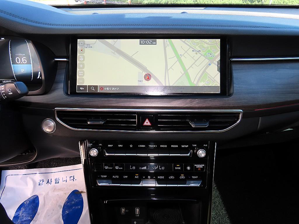 Kia K7 — photo 13