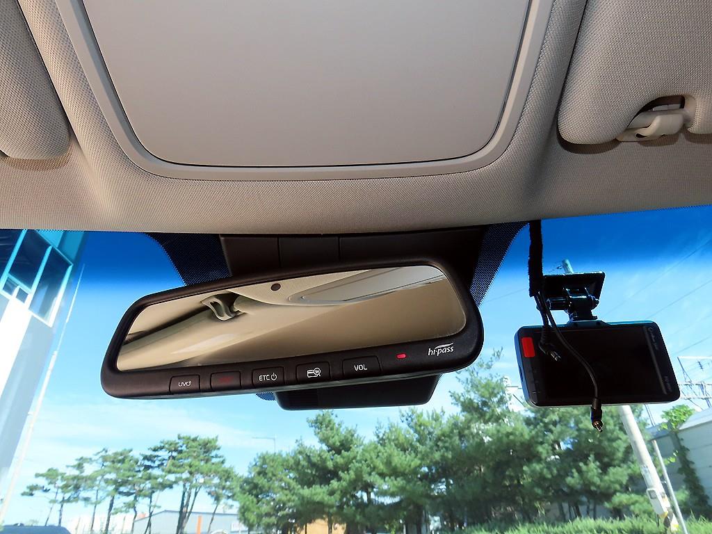 Kia K7 — photo 15