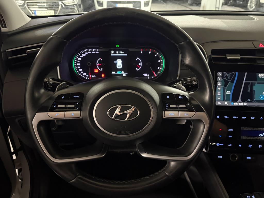 Hyundai Tucson — photo 08