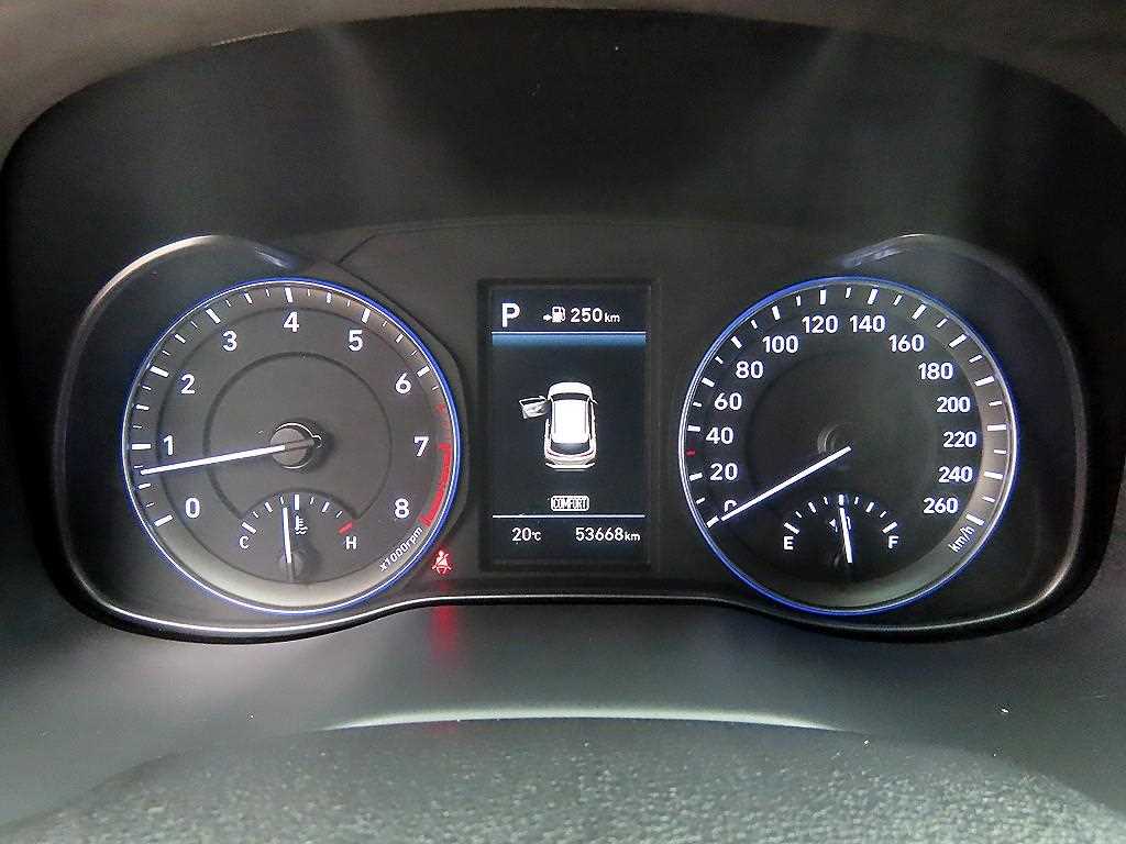 Hyundai Kona — photo 09