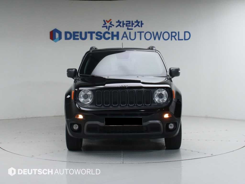 Jeep Renegade — photo 03