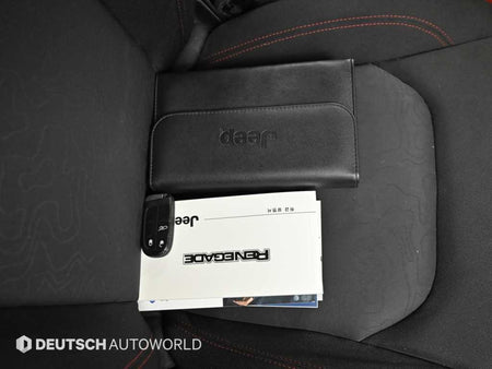 Jeep Renegade — photo 16