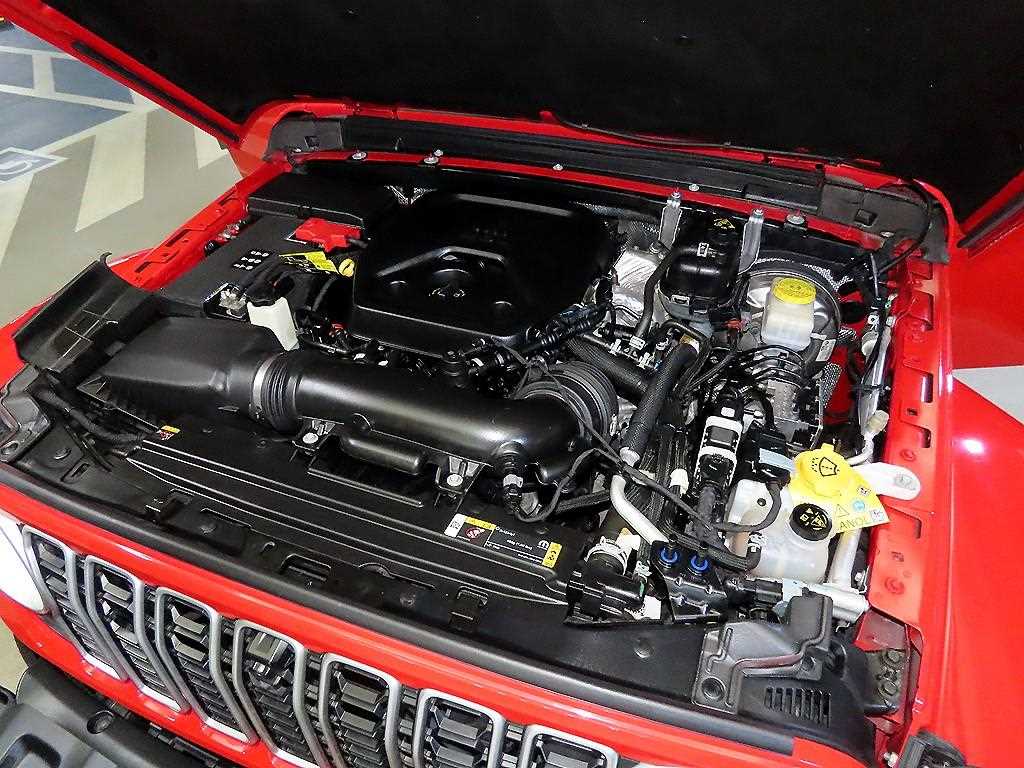 Jeep Wrangler — photo 18