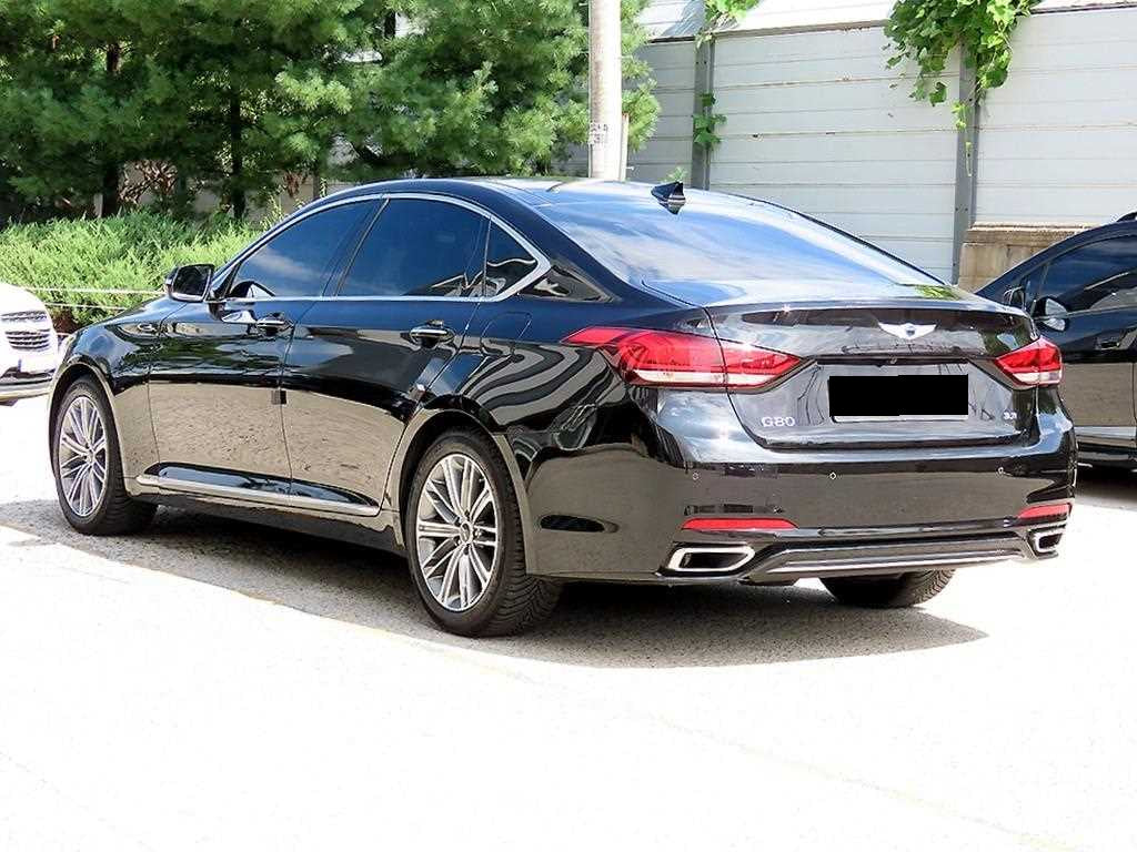 Genesis G80 — photo 03