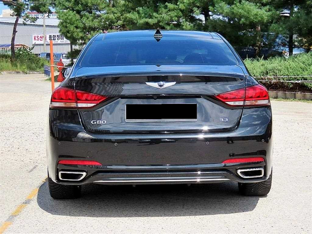 Genesis G80 — photo 04