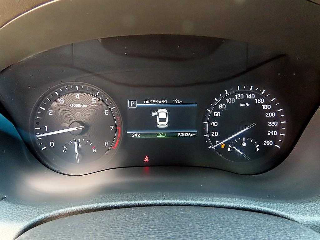 Genesis G80 — photo 09