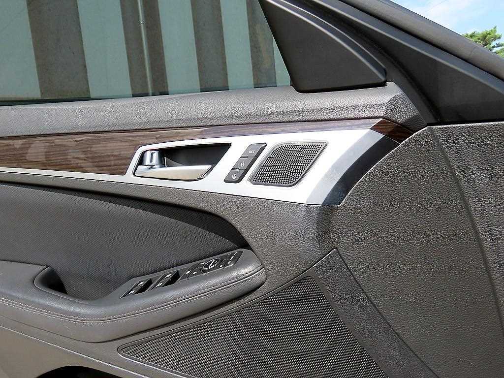 Genesis G80 — photo 11