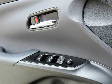 Toyota Prius — photo 11