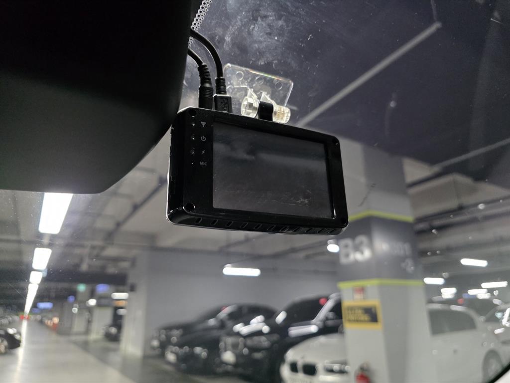 Jeep Renegade — photo 18