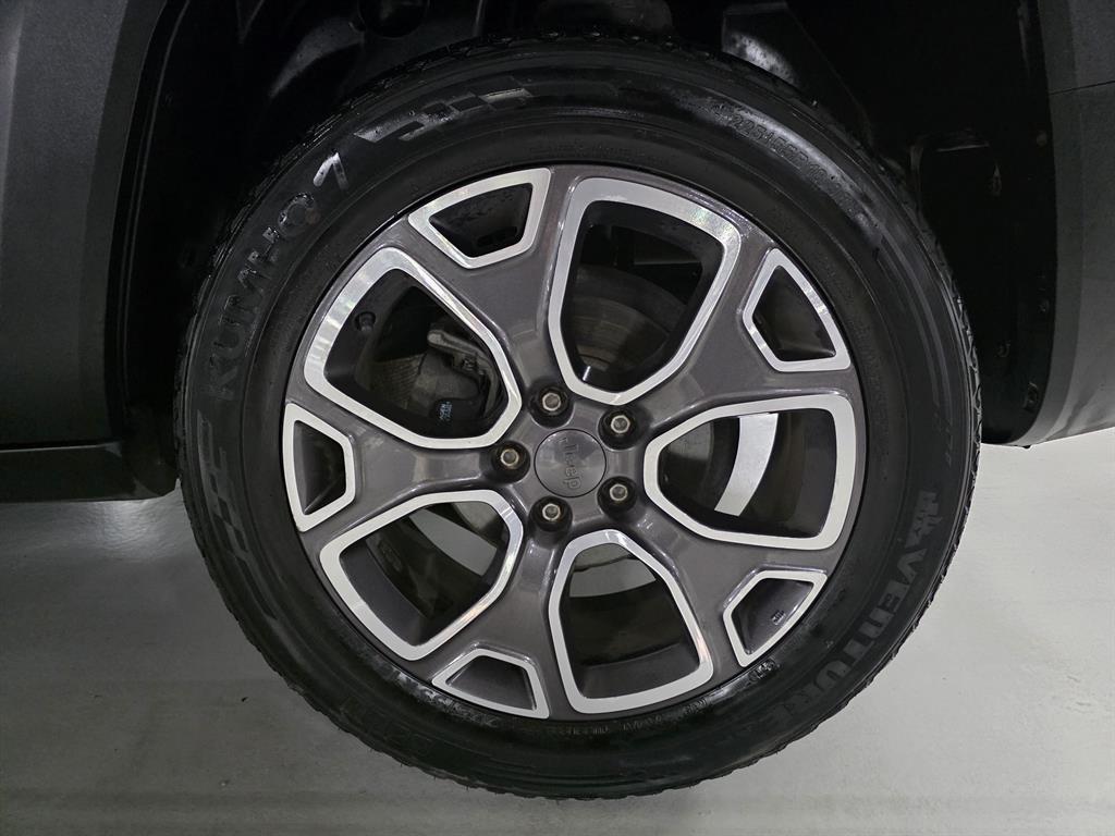 Jeep Renegade — photo 19