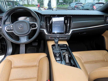 Volvo V90 — photo 07