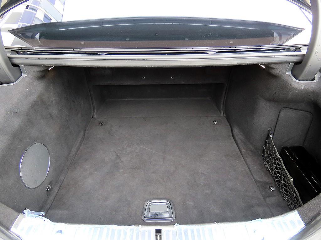 Mercedes-Benz S-Class — photo 15