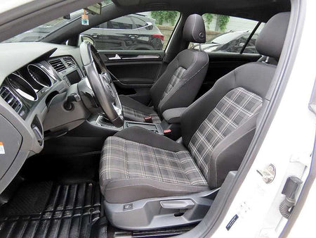 Volkswagen Golf — photo 05