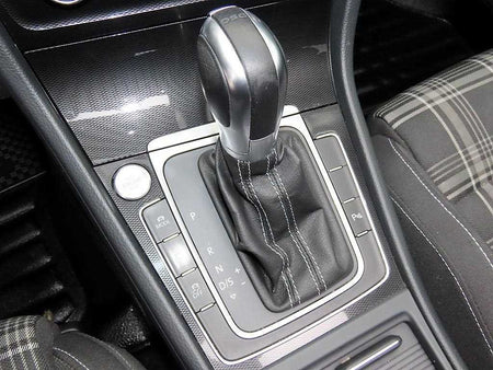 Volkswagen Golf — photo 10