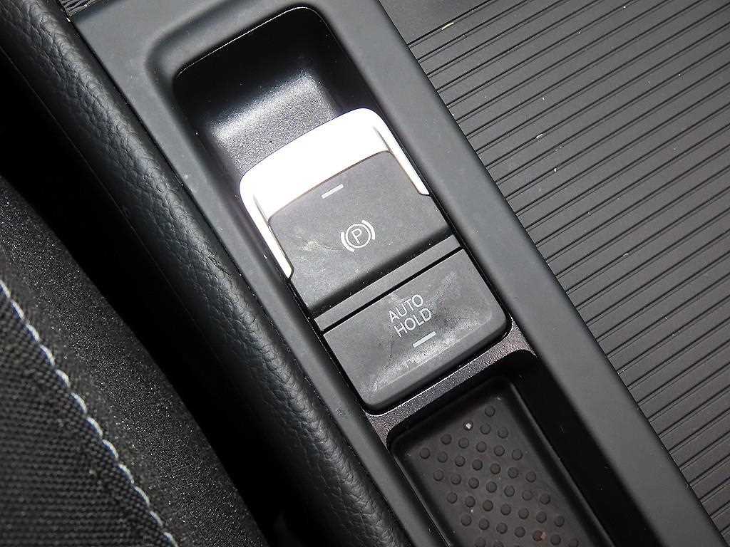 Volkswagen Golf — photo 12