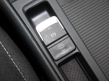 Volkswagen Golf — photo 12
