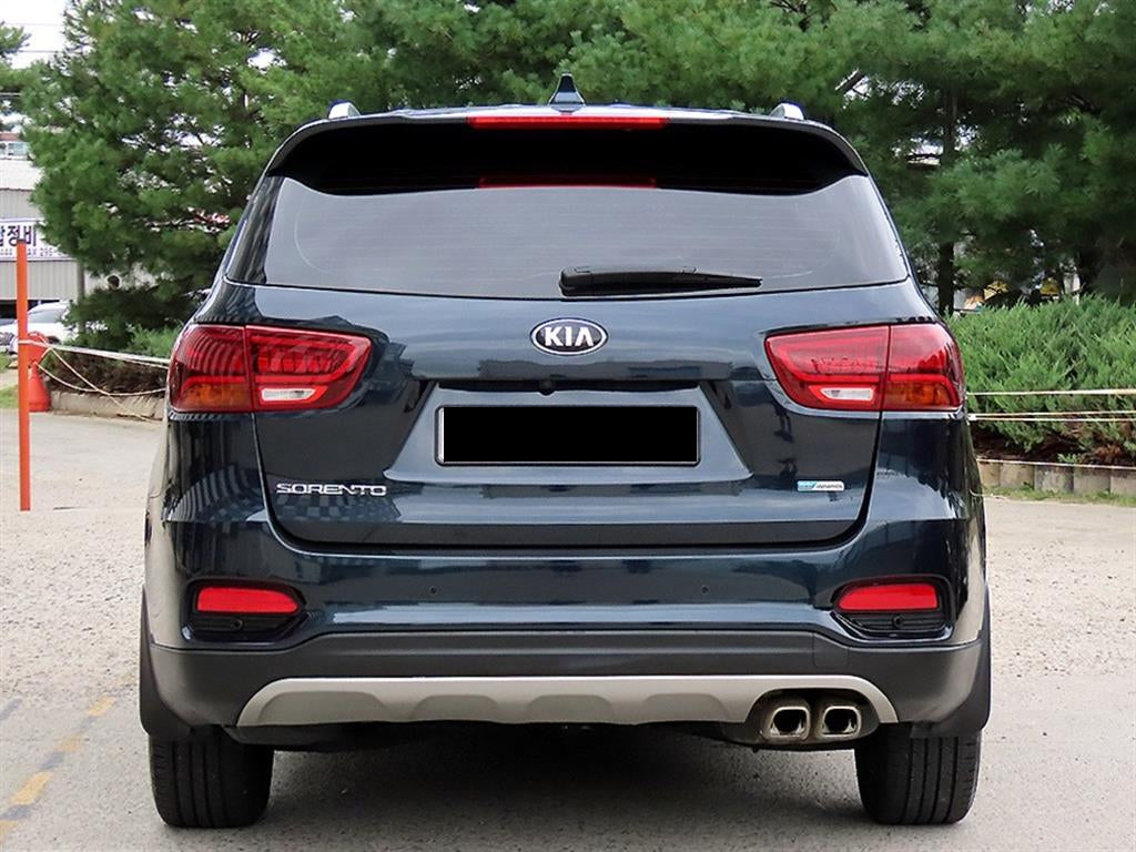 Kia Sorento — photo 04