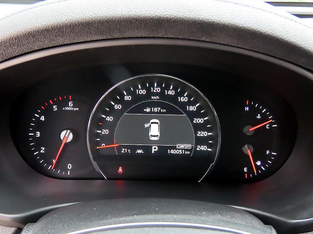 Kia Sorento — photo 09
