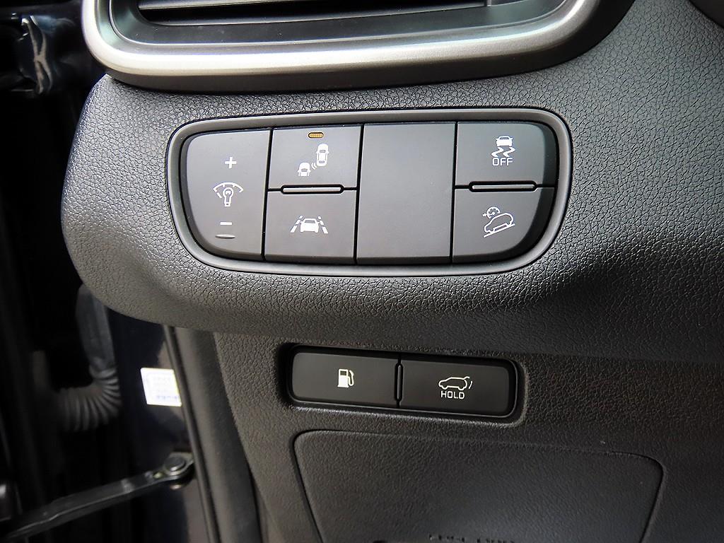 Kia Sorento — photo 12
