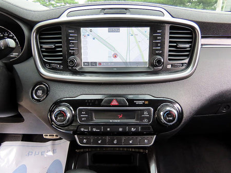 Kia Sorento — photo 13