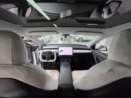 Tesla Model Y — photo 10