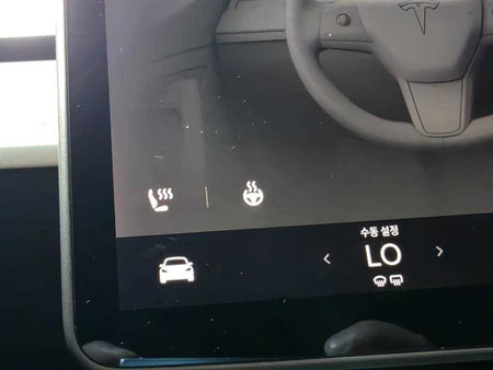 Tesla Model Y — photo 15
