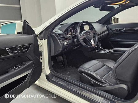 Mercedes-Benz E-Class — photo 11