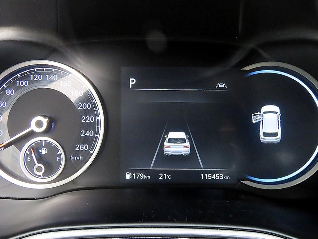 Genesis GV80 — photo 09