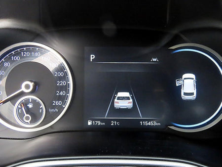 Genesis GV80 — photo 09
