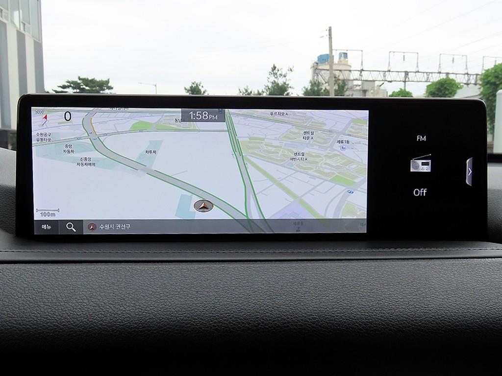 Genesis GV80 — photo 14
