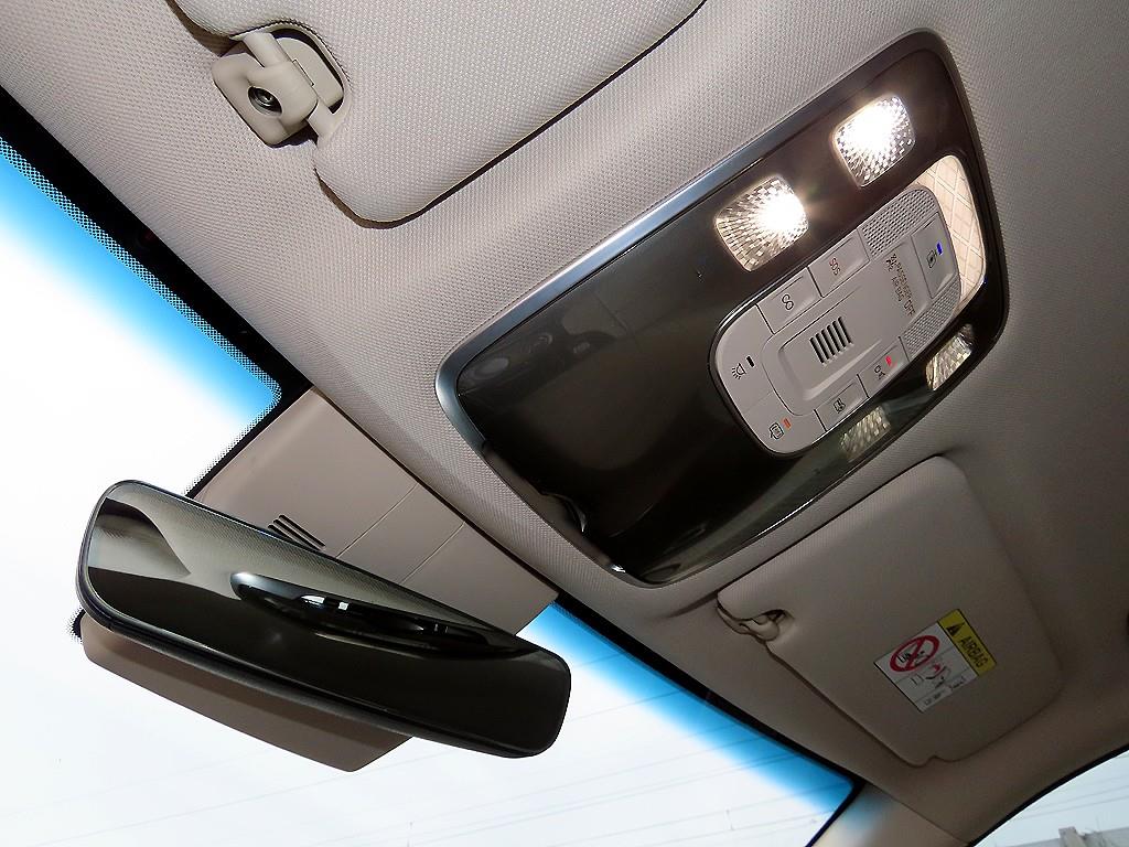 Genesis GV80 — photo 15