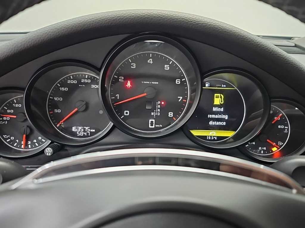 Porsche Panamera — photo 06