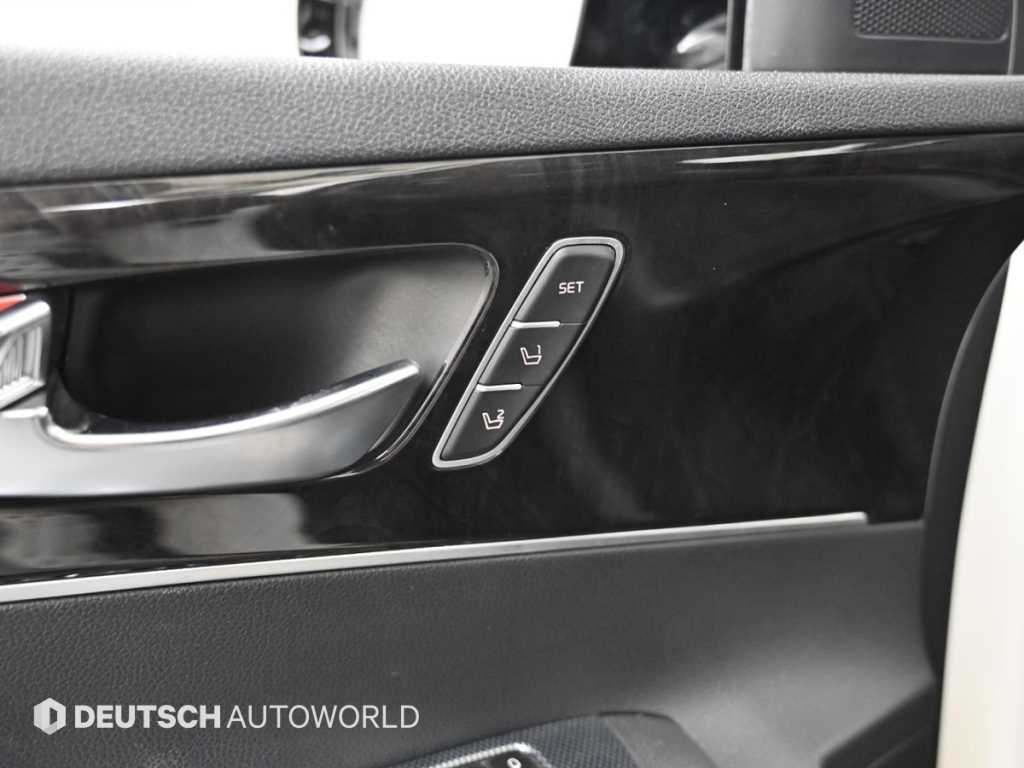 Kia Sorento — photo 17