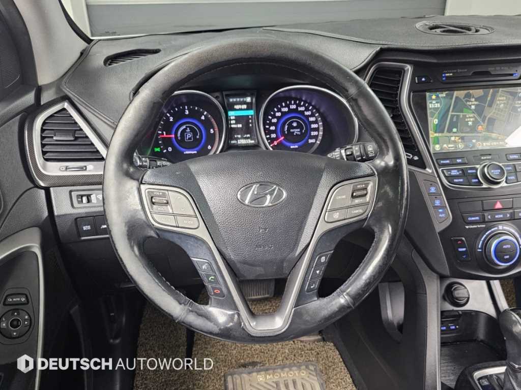 Hyundai Santafe — photo 13