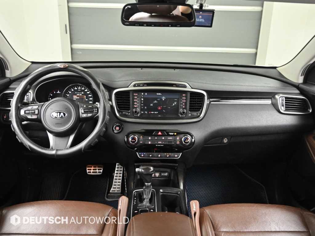 Kia Sorento — photo 07