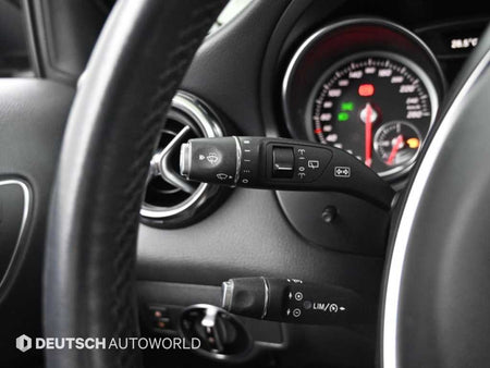 Mercedes-Benz GLA-Class — photo 16