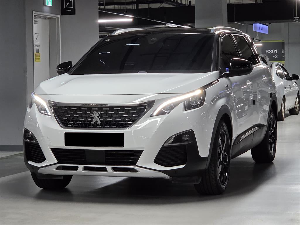 Peugeot 5008 — photo 01