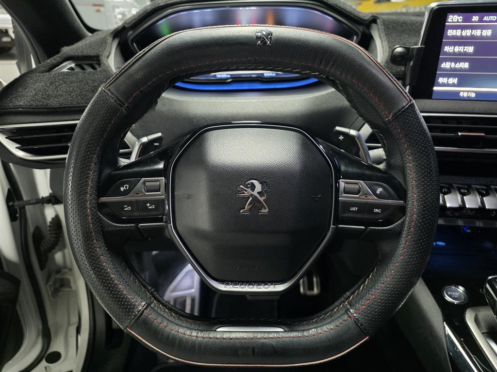 Peugeot 5008 — photo 13