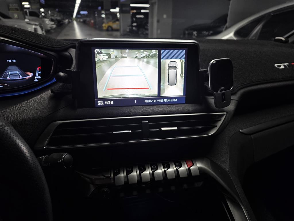 Peugeot 5008 — photo 15