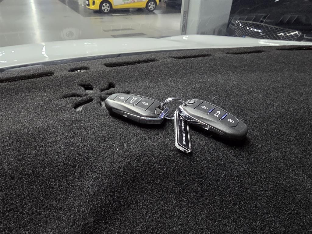 Peugeot 5008 — photo 20