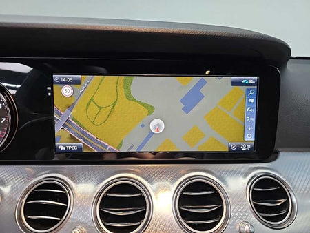 Mercedes-Benz E-Class — photo 15