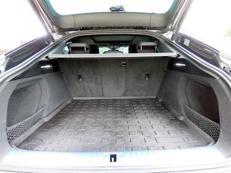Audi e-tron — photo 16