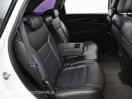 Kia Sorento — photo 12